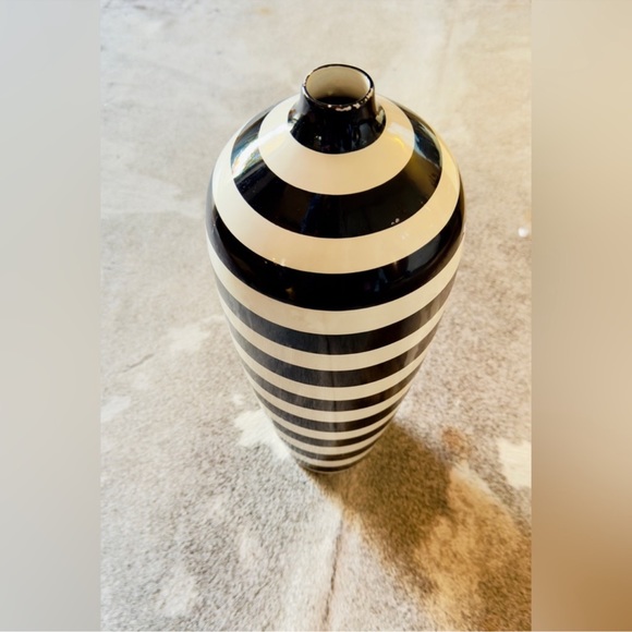 16” TALL XL LARGE Black & White Stripe Vase - Maximalist Stripes Decor - Picture 9 of 13